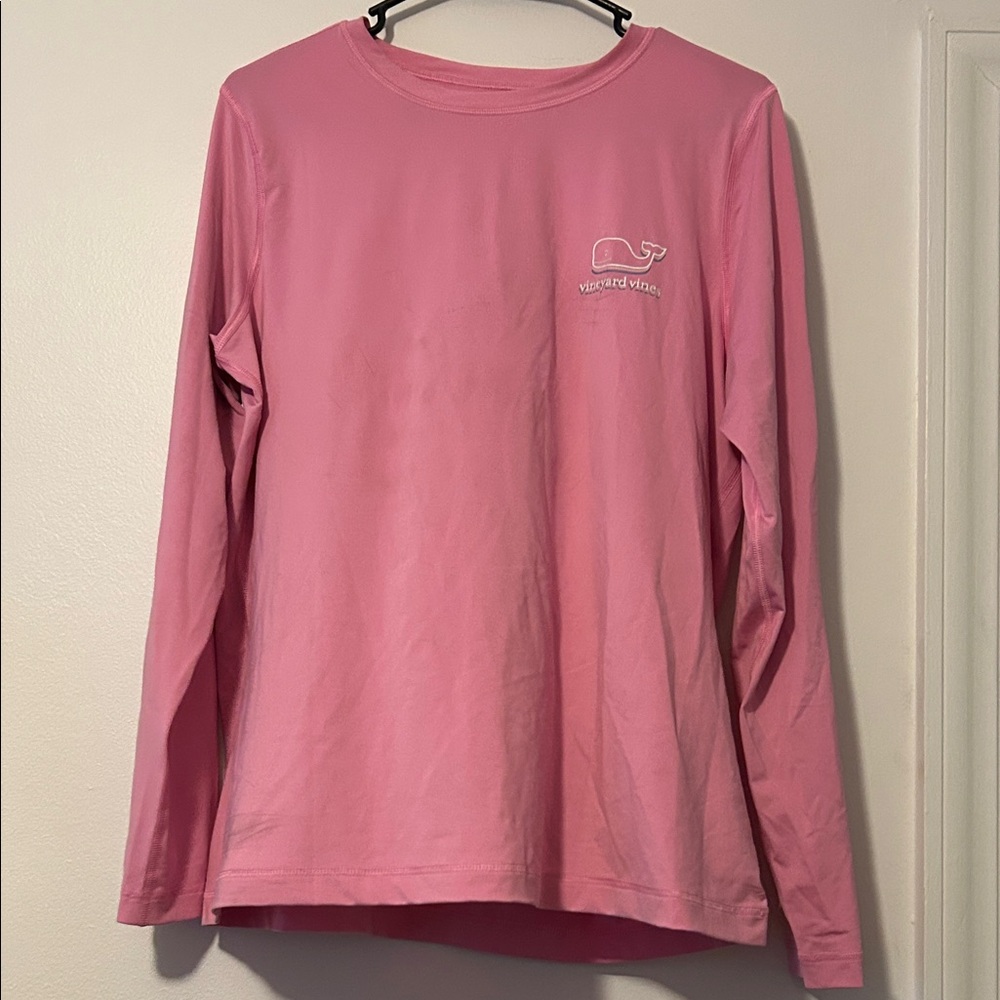 Vineyard Vines- Performance Long Sleeve Graphic T, Size Large